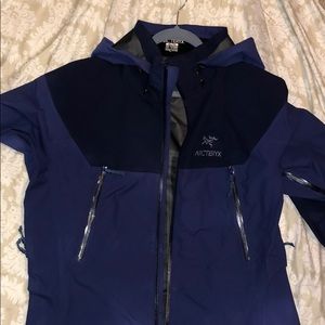 ARC’TERYX jacket